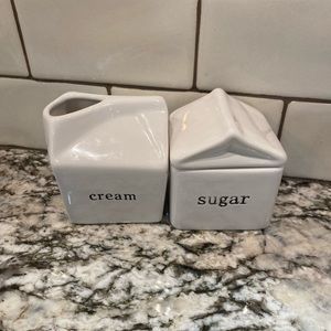 Ceramic Cream and Sugar Container